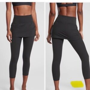 Athleta Black 2-in-1 Capri Leggings